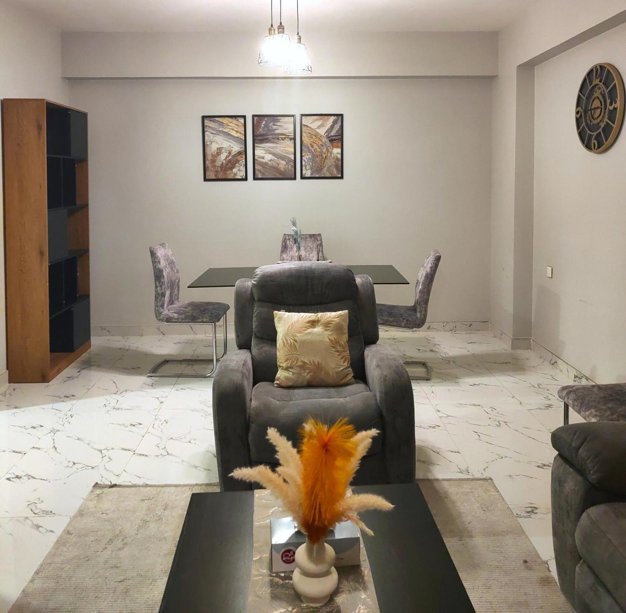 अपार्टमेंट Qurum Serenity: 2-br In *