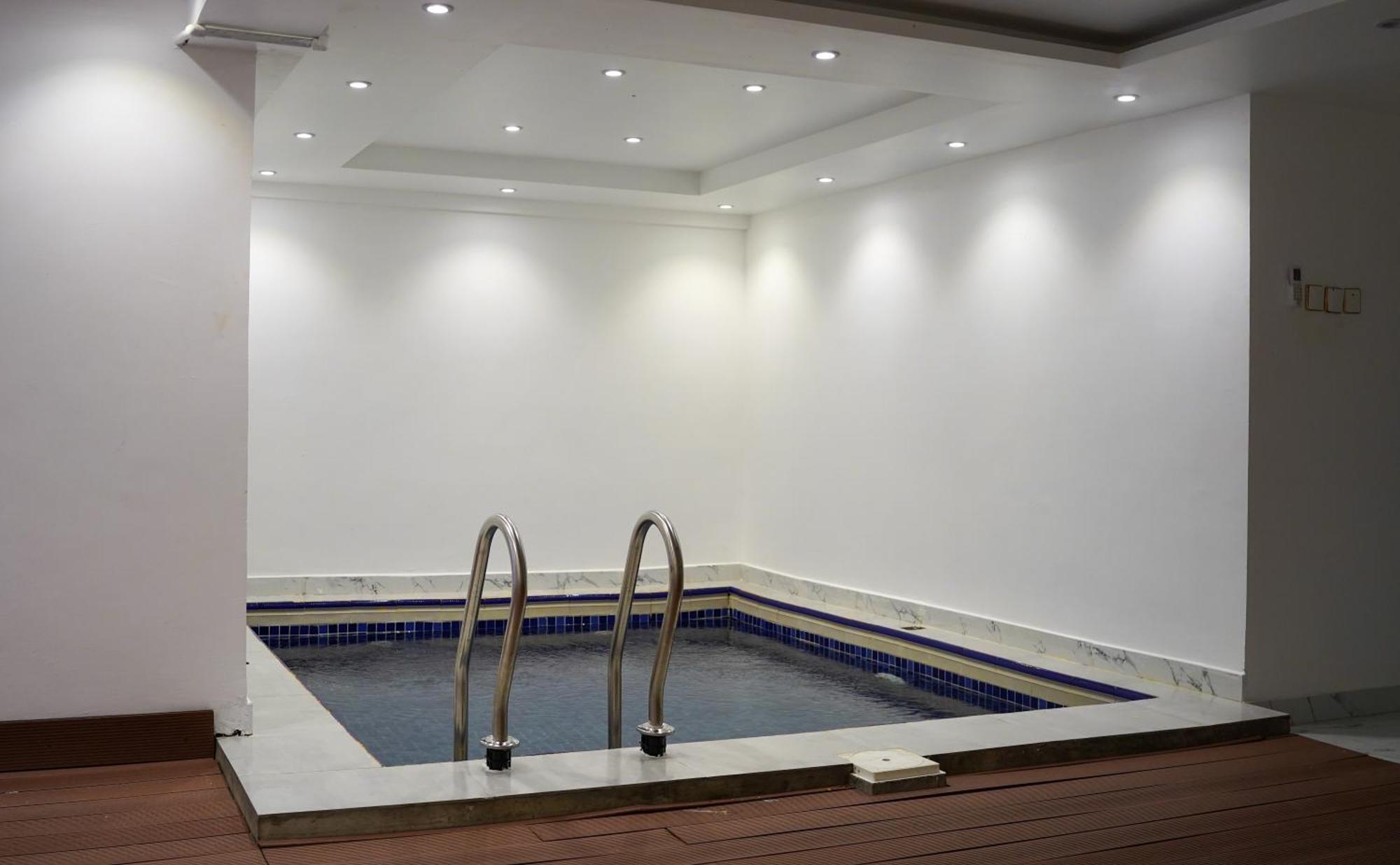 Qurum Serenity: 2-br In Muscat